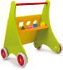 Ce chariot de marche est idéal pour accompagner bébé dans ses premiers pas, mais il propose également différents jeux dont un jeu de formes.