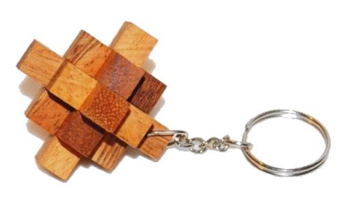Magasin de jouet en bois, JBD vous présente ses casse têtes en bois, le mini cristal en porte-clé. Frais de port offert dès 39€ d'achat.